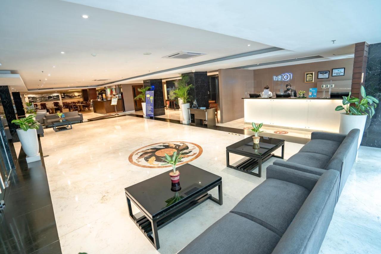 The 1O1 Malang Oj Hotell Exteriör bild