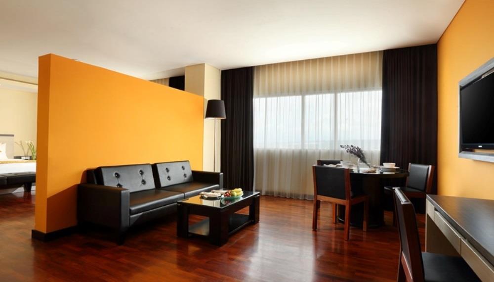 The 1O1 Malang Oj Hotell Exteriör bild